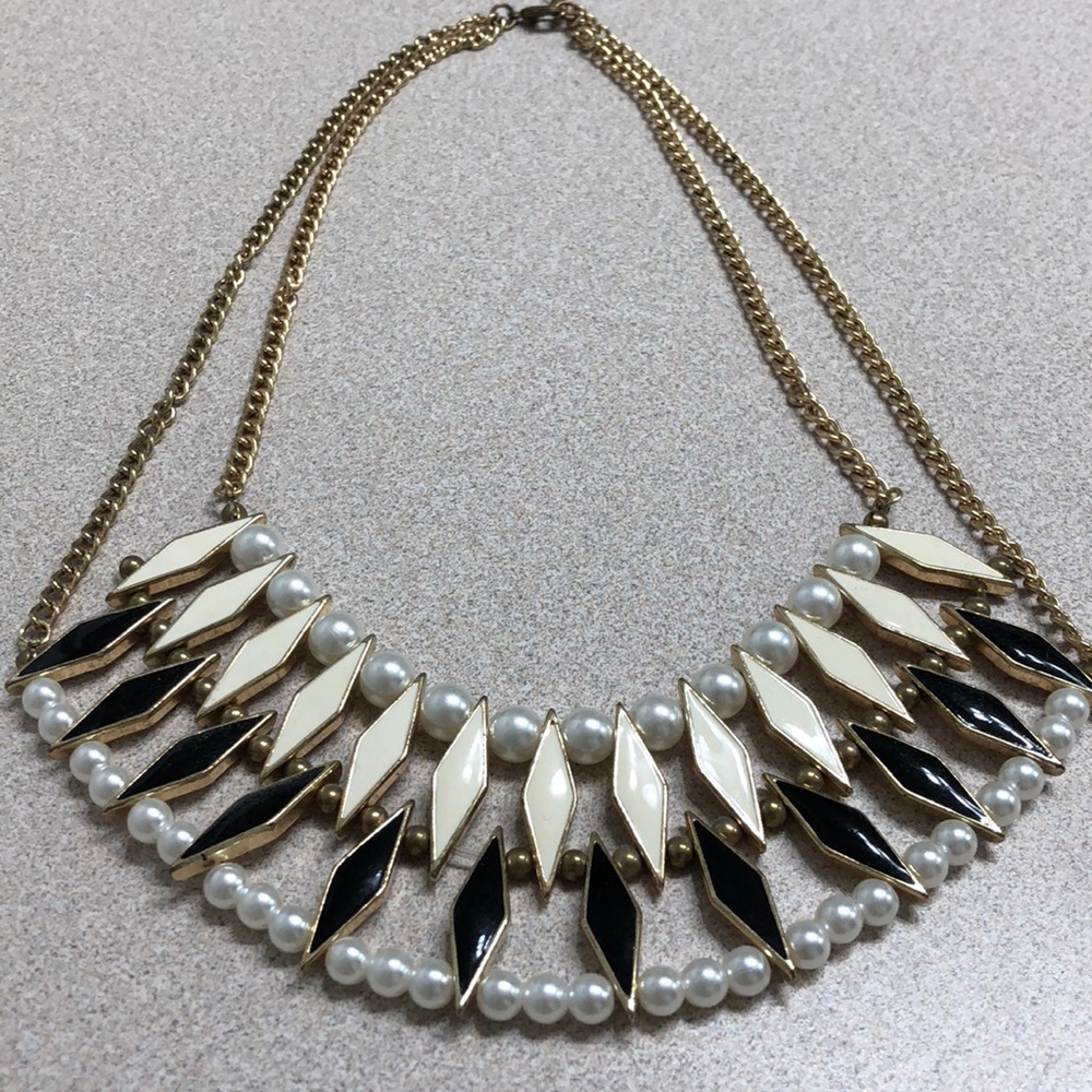 Necklace - Picture 2 of 4